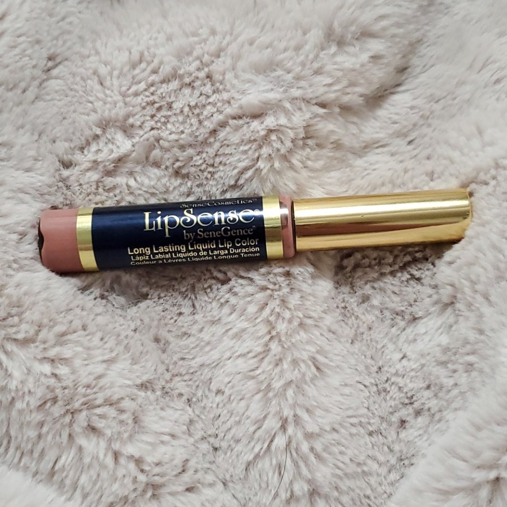 Lipsense